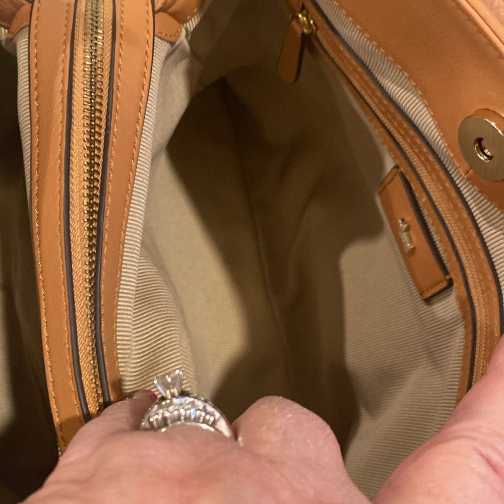 RADLEY LONDON Tan Shoulder Bag - Picture 6 of 7